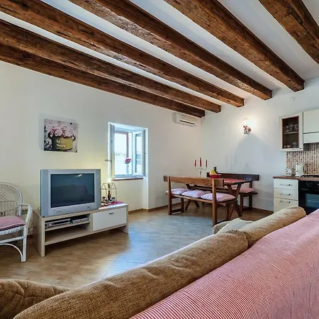 Apartmani Aligator Primosten Exterior photo